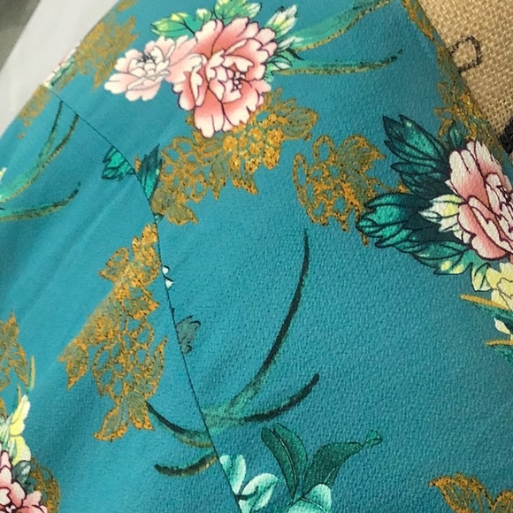 Madison Lilly layering kimono 2X - Picture 7 of 10